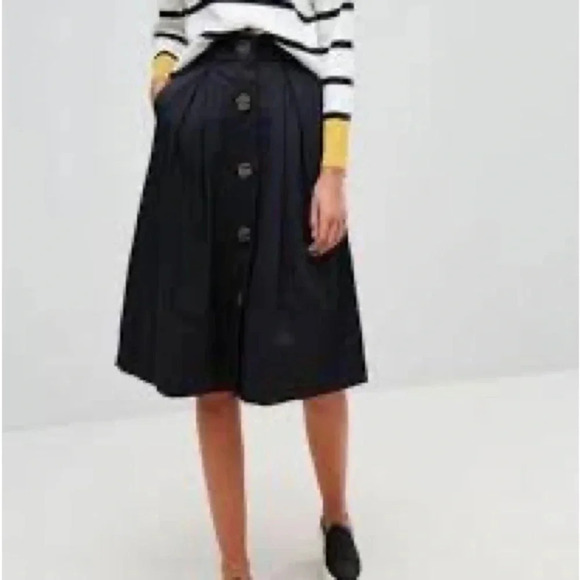 Stradivarius high waist midi skirt in royal blue - Picture 4 of 5